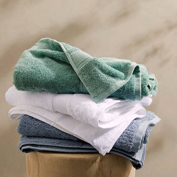 Frontgate Egyptian Cotton Bath Towels In Blue